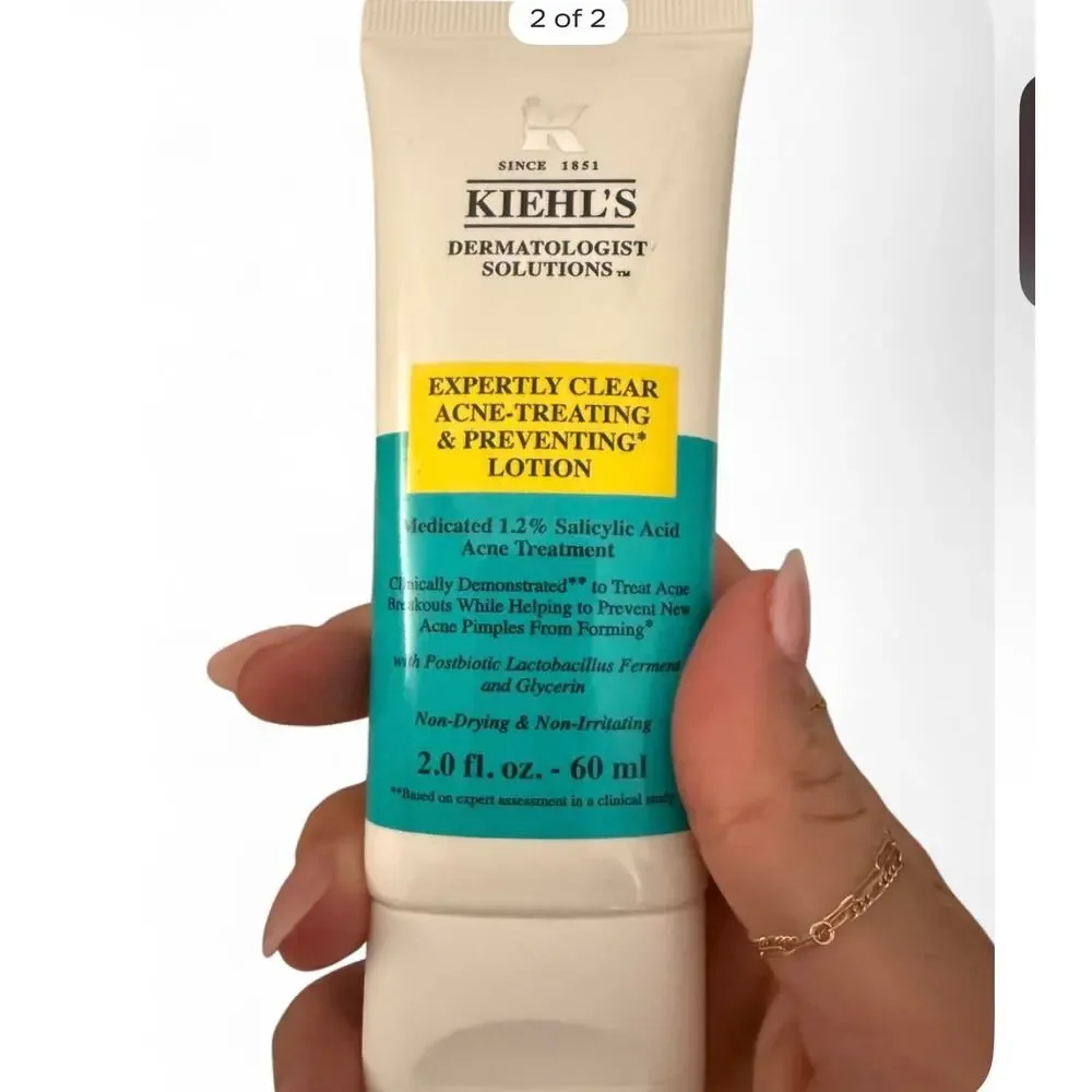 Brand new $39 2 FL  OZ Kiehl's Expertly Clear Acne-Treating & Preventing lotion